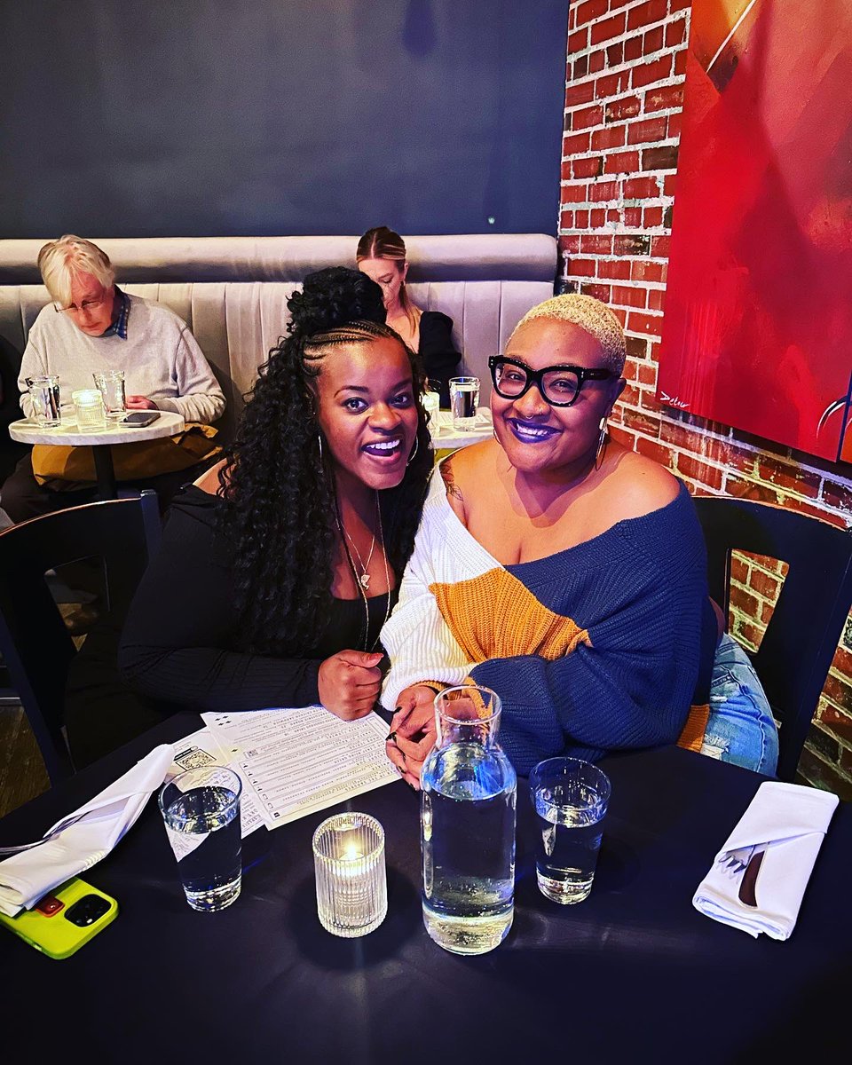 BrianaNBarner's tweet image. Giving my Twitterless bestie her flowers. She met me in Denver for #scms2023 &amp;amp; we had a good ol girls trip. We’ve been BFFs since freshman year of hs, &amp;amp; we are both doctors now. 

Both from the Southside of Chicago, &amp;amp; everything that comes w/ that. I’m proud of us. 💐