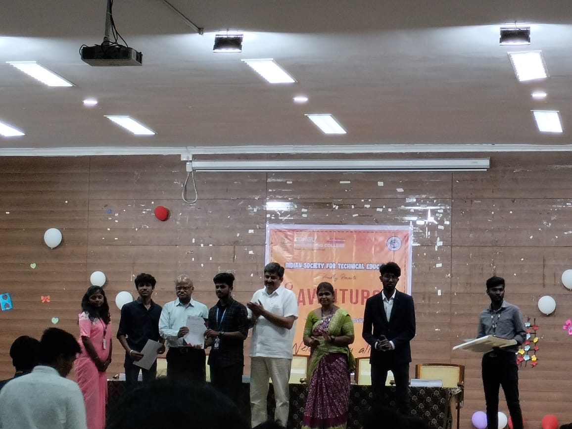 NecScience's tweet photo. Ist year Mech Karthick S & Jane Jophen fdo R won 1st prize, cash award of Rs 1000/- in "Spot the error in circuit repair and code book", Aventuro'23, at Kongu Engineering College on 14.04.2023
#ChooseEngineeringChooseNEC
#NIRFRanking
#engineering_at_NEC #EngineeringPlacements https://t.co/ilorySZHnh