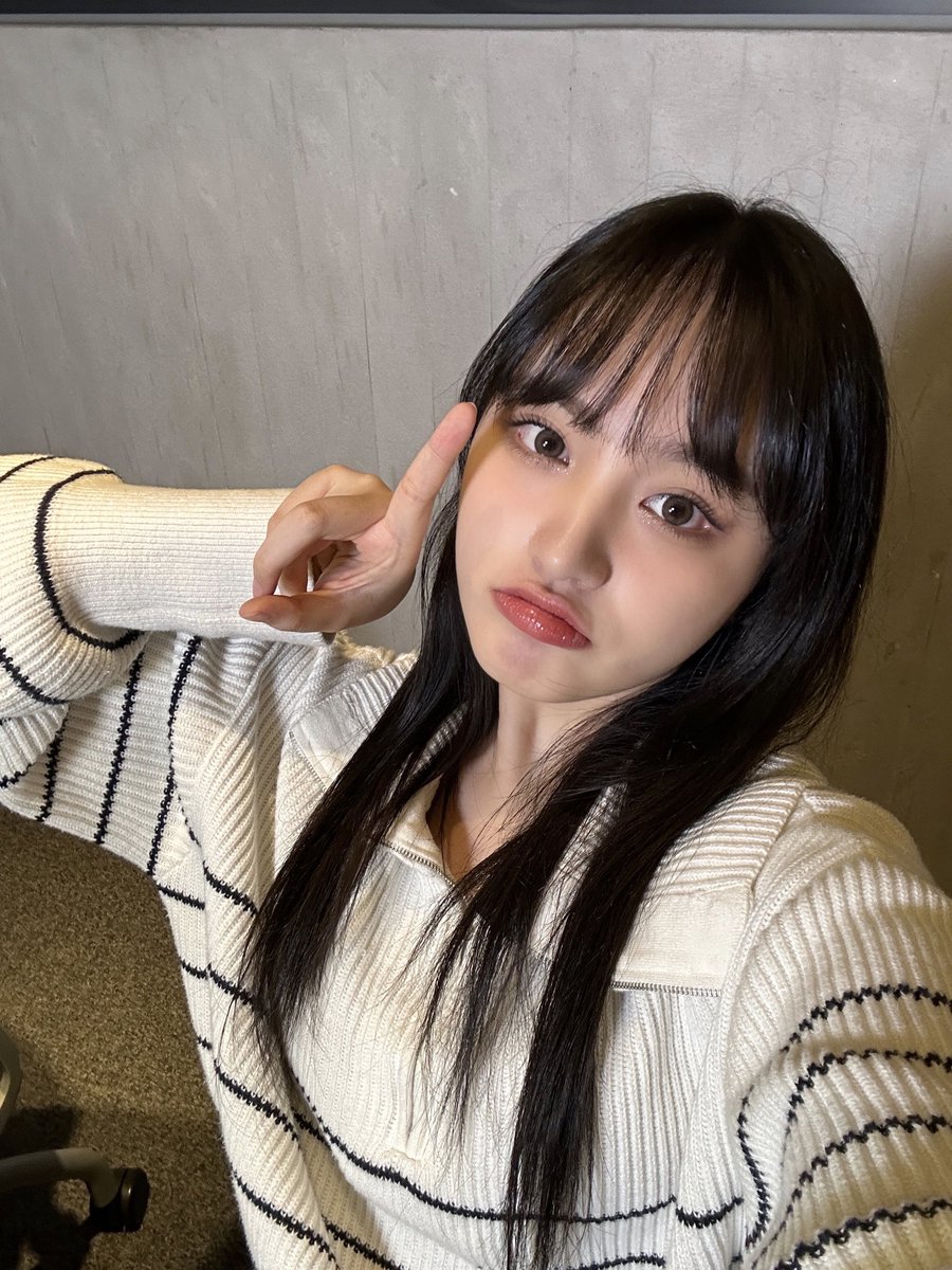 with_Liz_'s tweet photo. ์ง์์ ์ผ์ฑ 1์ ์ถํํด๐ซถ๐ซถ๐ซถ
#IAM2ndWin #๋ฆฌ์ฆ #LIZ #์์ด๋ธ #IVE https://t.co/XAONtznAQ3