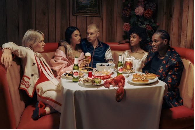 KRentchler's tweet photo. @StellaArtois is building on its campaign “Make Time for the Life Artois” and encouraging people 21+ to connect in meaningful ways around the dinner table. Their new TV spot, “Table Drop”, shows how unplanned moments can lead to fun, meaningful connections. #Cheers https://t.co/81QMv4ZS3W