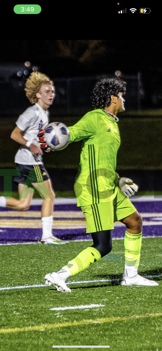 KhotDeen's tweet photo. An end to an epic high school career for me. Truly an honor and and a privelage to play four years of varsity soccer at my local high school. I left my mark on East Coweta to the best of my ability. Thank you to the staff and the community for supporting us always. Proud Indian💜 https://t.co/RaJ73kuQAS