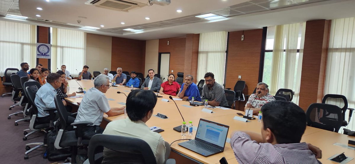 iisermtbi's tweet photo. It's great to have the opportunity to engage in discussion with #StartupPunjab officials, who visited and engaged with our incubator's innovative startups.

They emphasised Startup Punjab's policies &amp; answered relevant inquiries from startups.

#iisermtbi #iisermohali https://t.co/t5iU5fnz4Q