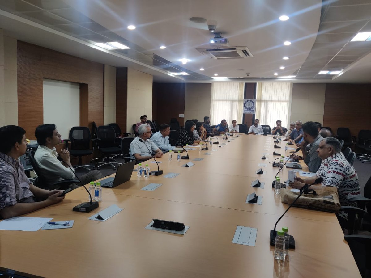 iisermtbi's tweet photo. It's great to have the opportunity to engage in discussion with #StartupPunjab officials, who visited and engaged with our incubator's innovative startups.

They emphasised Startup Punjab's policies &amp; answered relevant inquiries from startups.

#iisermtbi #iisermohali https://t.co/t5iU5fnz4Q