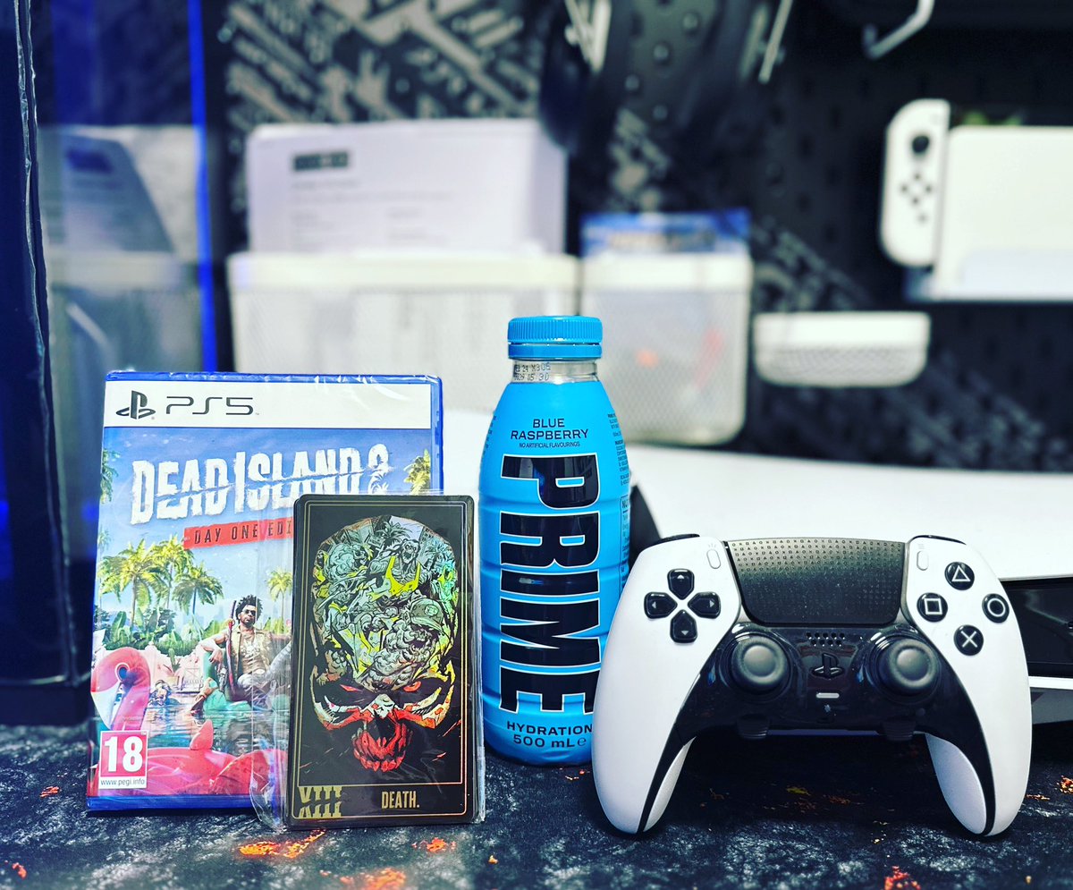 jb1kenoby's tweet photo. After 9 years of waiting it’s finally arrived And don’t forget to stay hydrated while gaming for hours on end #deadisland2 #dayoneedition #stayhydrated #prime #playstation5 https://t.co/3Y0O4G1QH3