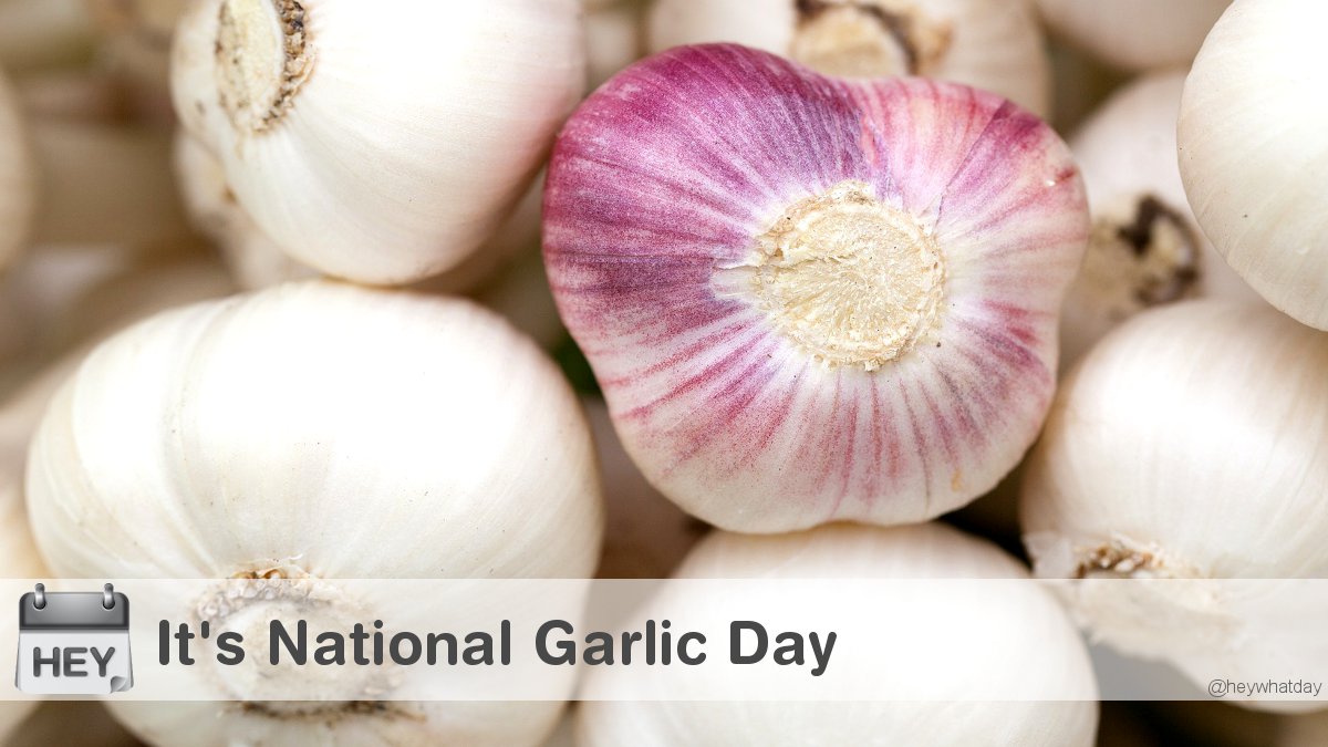 It's National Garlic Day! 
#NationalGarlicDay #GarlicDay #Food