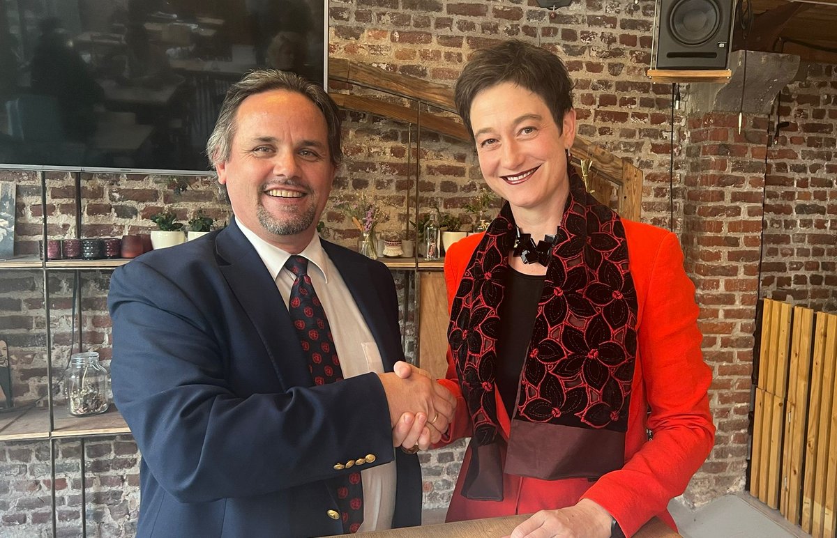 glocha_mp's tweet photo. congrats @KirstenCKIC and #team to a great @ClimateKIC strategy workshop yesterday.
Looking forward to strategic collaboration 🤝on #DigitalArt4Climate #Blockchain4Climate #citizens and #youth #climateaction #empowerment #MoU
#CreativeEconomy #NetZeroCities #COP28 #Klagenfurt https://t.co/U03zwlBm3j