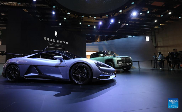 WangJialei4's tweet photo. La #ExpoAuto 2023 de #Shanghai ya está en marcha. Con más de 1,500 vehículos presentados por 1,000 empresas de 20 países y regiones, es uno de los eventos más grandes de la industria. La expo estará abierta hasta el 27 de abril. #AutoShanghai2023 #ExpoAuto #IndustriaAutomotriz https://t.co/5OJNttb4xE