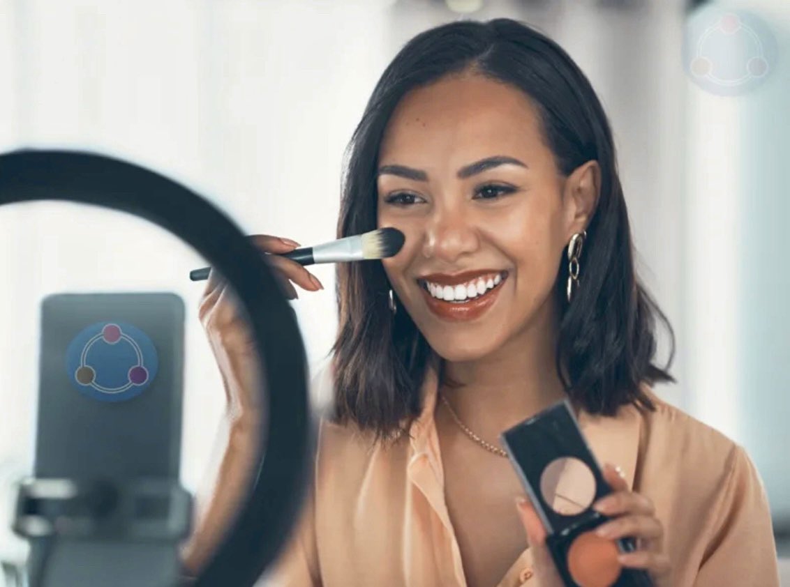 cliquehubapp's tweet photo. Launching soon”Clique: Revolutionising the world of Influencer Marketing”
Read here: https://t.co/Jer2JCAn0I
#blog #blogger #creator #fashion #Influencer #InfluencerMarketing #influencerapp #infuencerplatform #instagram #Marketing #vblog https://t.co/zxKHr7gJDR