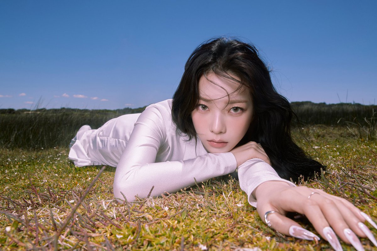 pathuetic's tweet image. Waduh cantiknya si mbak Karina ini.