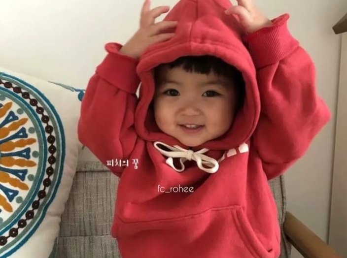 Itz_sowmya's tweet image. Be proud of how you've been handling this past months. The silent battles you fought, the moment you had to humble yourself, wiped your own tears and path yourself back. 

Celebrate your strength ♥

Just wanted to tell🫰♥

#randomthings