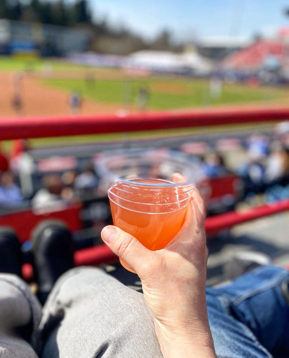 THE LAZY HAZY DAYS OF SUMMER

Three or four of these and you’ll get a little hazy too.

Our new VEGAN Hula Hula Tropical Sour: available at all @vancanadians home games #AtTheNat all season long.

🌺⚾️🏟️🍻