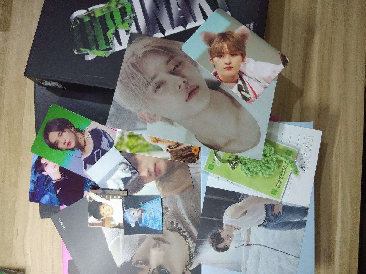 03LoveStay25's tweet photo. This came home todayy 🍀🍀💙💙 haha naliligaw si yeonjun lmao, thank you so much pooo, @nikilixshop #nikilixshop_feedback @915cart @KpopTuguegarao #KpopTu @chiecharonn #mailfromchiechie https://t.co/FTlGb8ILms