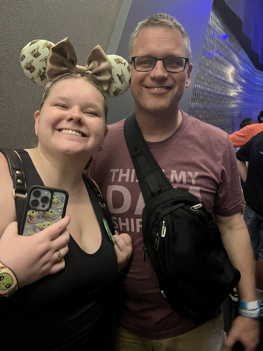 amanda_markert's tweet photo. Happy birthday to the funniest and coolest dad ever @jvmarkert ! Love you and hope you have the best day ever! https://t.co/DNzgfeS7NW