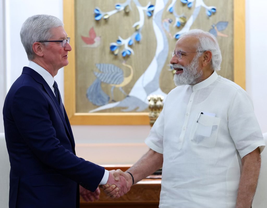 Tim Cook (@tim_cook) on Twitter photo Thank you Prime Minister <a href="/narendramodi/">Narendra Modi</a> for the warm welcome. We share your vision of the positive impact technology can make on Indiaโs future โ from education and developers to manufacturing and the environment, weโre committed to growing and investing across the country. Thank you Prime Minister <a href="/narendramodi/">Narendra Modi</a> for the warm welcome. We share your vision of the positive impact technology can make on Indiaโs future โ from education and developers to manufacturing and the environment, weโre committed to growing and investing across the country.