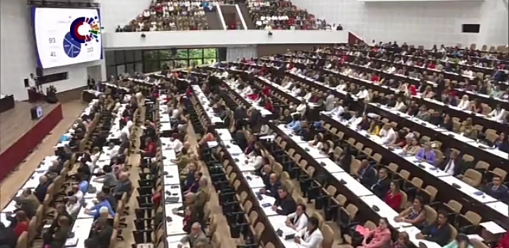 Elecciones_Cuba's tweet photo. 🇨🇺Inicia la Sesión Constitutiva de la Asamblea Nacional del Poder Popular, en su X Legislatura. Conozca  más detalles acá 👇https://t.co/Gz1F7ash4s

#Cuba #AsambleaDelPueblo
@Alina_Balseiro https://t.co/0qrRvpEElo