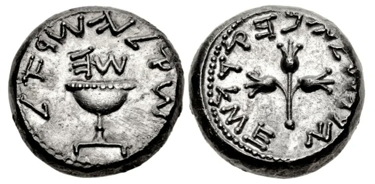 CoinWeek's tweet photo. During war, cities under siege have created coinage during the conflicts. Learn why here: https://t.co/DjSWxoBuLC
For #WorldCoinWednesday, Mike Markowitz dives into the history of siege coinage, with examples dating all the way back to the Roman siege of Jerusalem. #numismatics https://t.co/LeMzAP9MDR