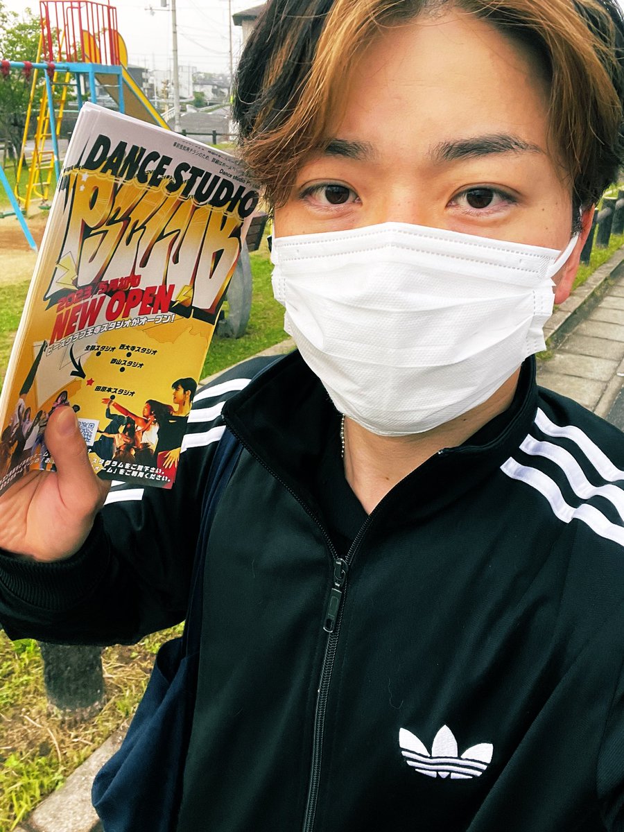 bboywutan's tweet photo. 今日も回ってきました！

一枚一枚

一件一件

誰かの『楽しいダンスライフ』のきっかけになりますように

#psclub https://t.co/yPuMHTofQV