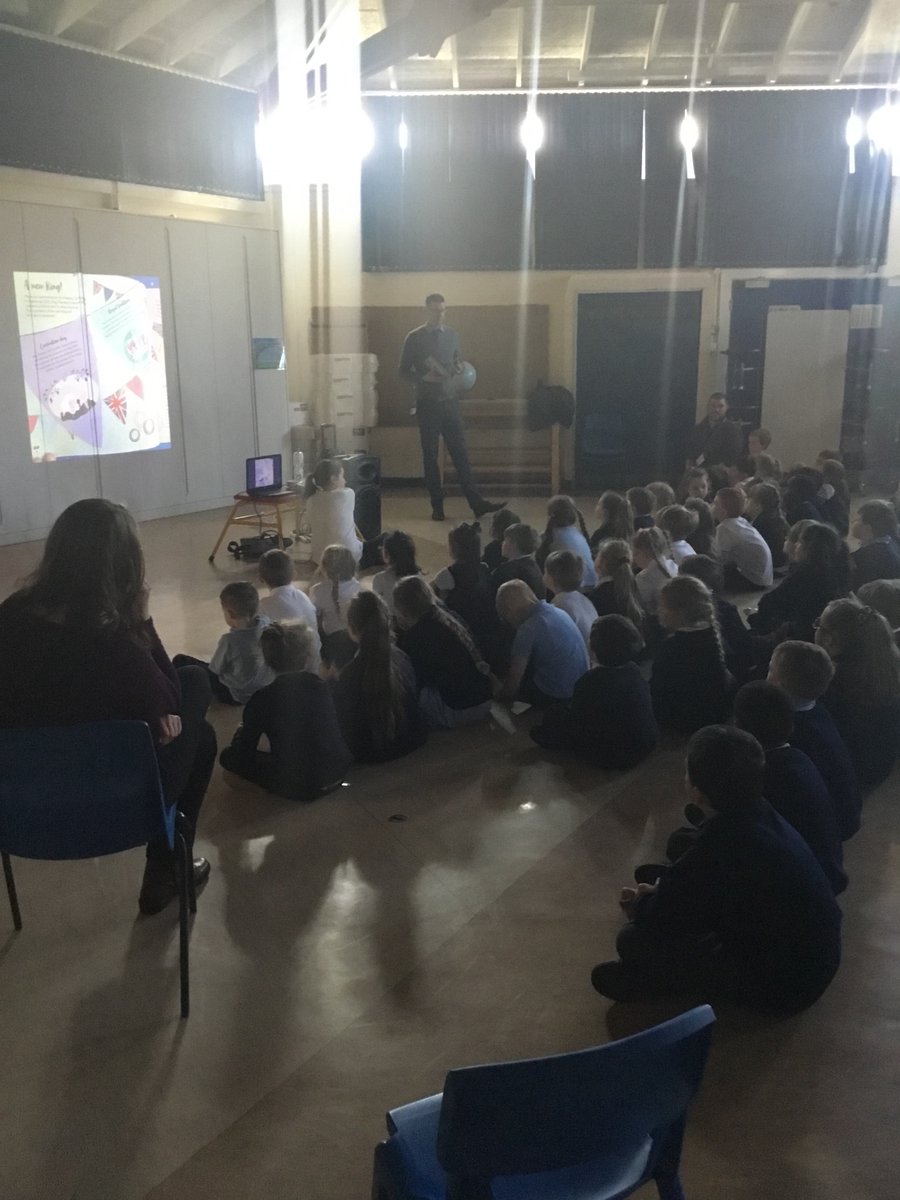 ReadingatWB's tweet photo. Thank you @MrBA73813386 for an interesting introduction into what to expect for the King’s coronation. Very exciting! @_Reading_Rocks_  @wild_bank @TrustVictorious https://t.co/8tW5I1aGVV