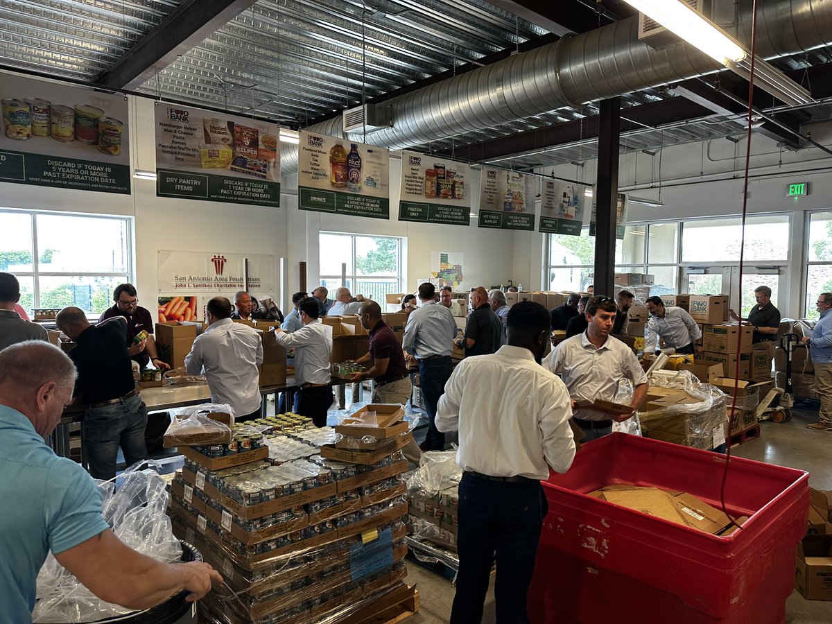jgalassini's tweet photo. The @CEMEX_USA Commercial team spent a few hours at @nbtxfoodbank packing boxes of food for families in need. The last few years has put a strain on many across our nation and access to food is a major concern. This is one way we are #buildingabetterfuture for our communities. https://t.co/VLJDhJcDMN