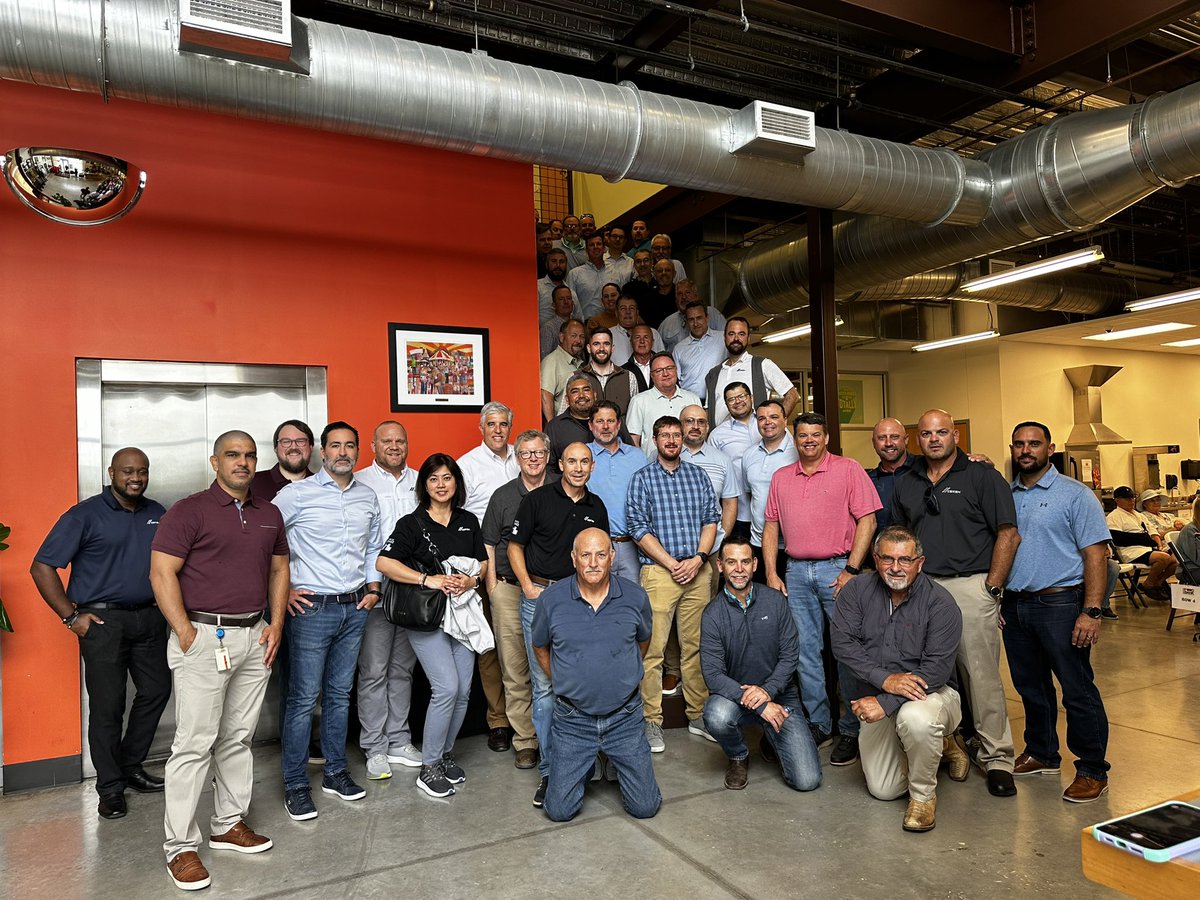 jgalassini's tweet photo. The @CEMEX_USA Commercial team spent a few hours at @nbtxfoodbank packing boxes of food for families in need. The last few years has put a strain on many across our nation and access to food is a major concern. This is one way we are #buildingabetterfuture for our communities. https://t.co/VLJDhJcDMN
