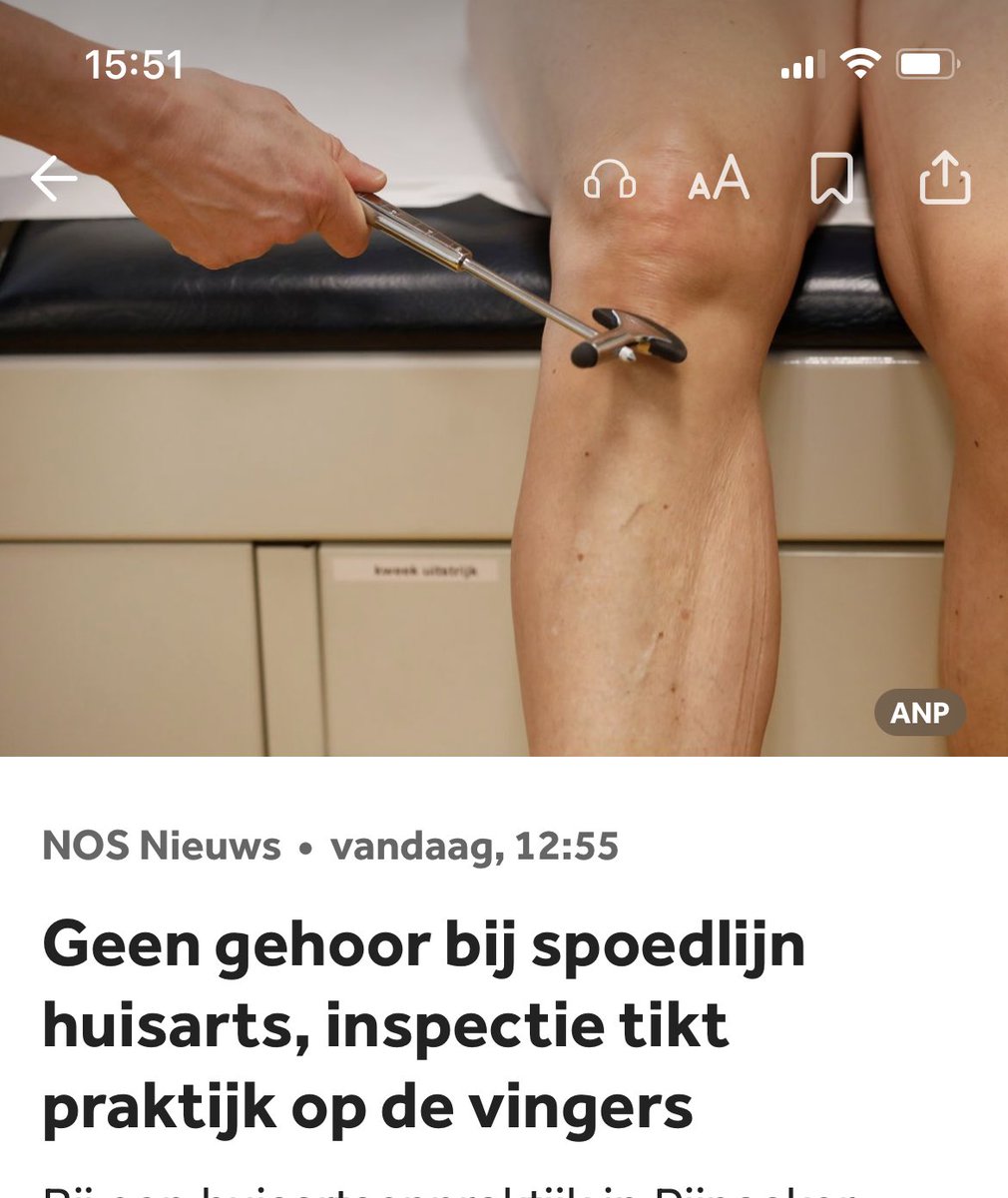 Knie! Niet vingers 🙄