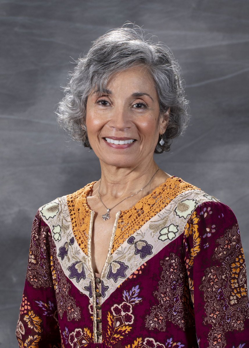 This just in: our very own Wanda Ocasio Nelson has been named the 2023 Vision award winner by the Indy Chamber’s Hispanic Business Council. This amazing woman is one of five leaders selected. She will be recognized at Conexión: 5 for 500 next month! So proud!🥳 👏