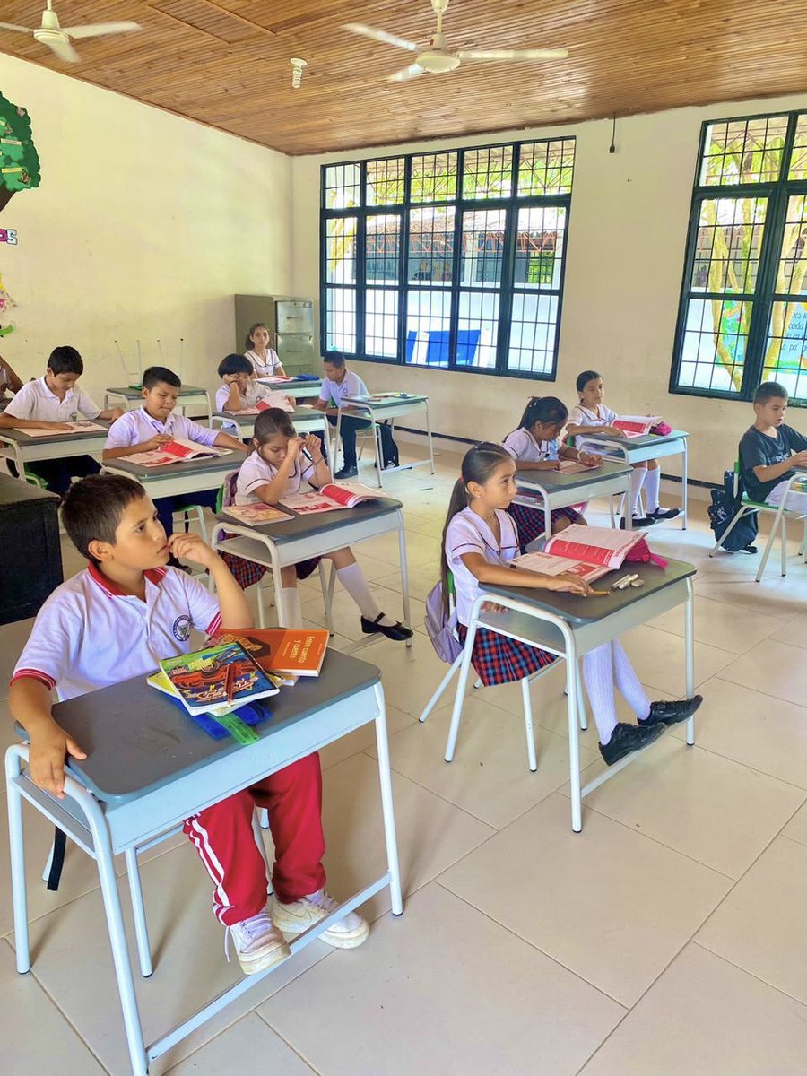 pasocialdsr's tweet photo. #Actualidad 📍| Proyecto Sembradores de paz . Acompañamiento Psicosocial y Educativo. 

Reconocer, expresar e identificar las habilidades orales y comunicacionales de la población para ser promotores de paz. 🙏🏼

@diosonrio @pasocialdsr 

#somospastoralsocial https://t.co/oMwvCJhdOO