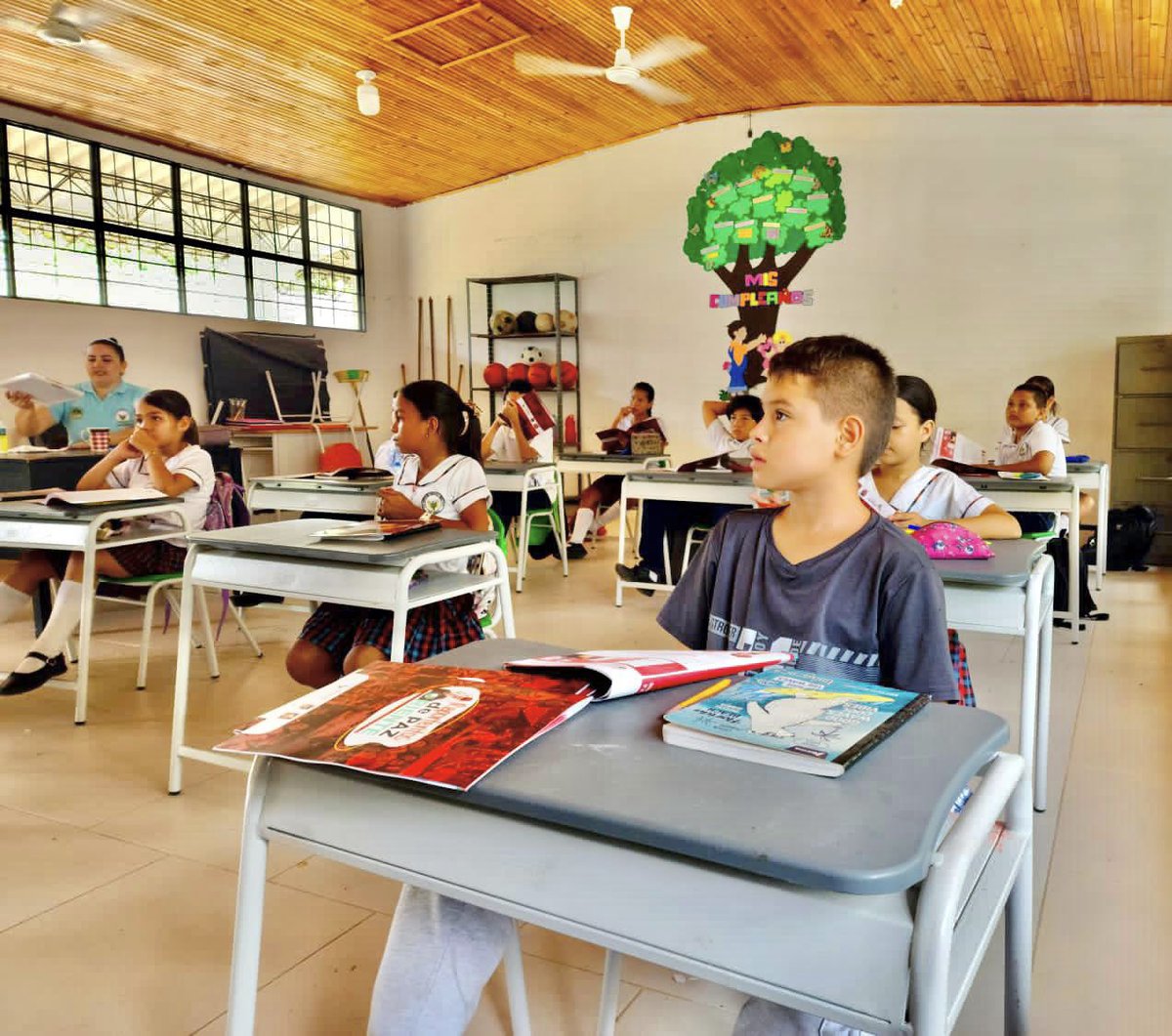pasocialdsr's tweet photo. #Actualidad 📍| Proyecto Sembradores de paz . Acompañamiento Psicosocial y Educativo. 

Reconocer, expresar e identificar las habilidades orales y comunicacionales de la población para ser promotores de paz. 🙏🏼

@diosonrio @pasocialdsr 

#somospastoralsocial https://t.co/oMwvCJhdOO