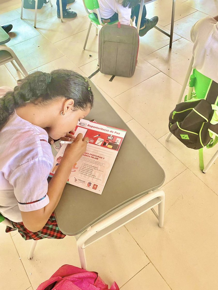 pasocialdsr's tweet photo. #Actualidad 📍| Proyecto Sembradores de paz . Acompañamiento Psicosocial y Educativo. 

Reconocer, expresar e identificar las habilidades orales y comunicacionales de la población para ser promotores de paz. 🙏🏼

@diosonrio @pasocialdsr 

#somospastoralsocial https://t.co/oMwvCJhdOO