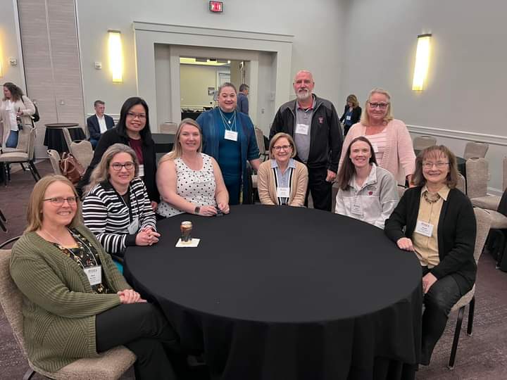 FCSE_IDEA's tweet photo. All the @FCSE_GPIDEA faculty together in a single place! Dedicated professionals there for our #FCSgraddegree students. Six top tier universities with an "All for one, one for all" motto to bring you the best in #FCS education. #SayYestoFCS #GP_IDEA https://t.co/Hv49dXHd8k