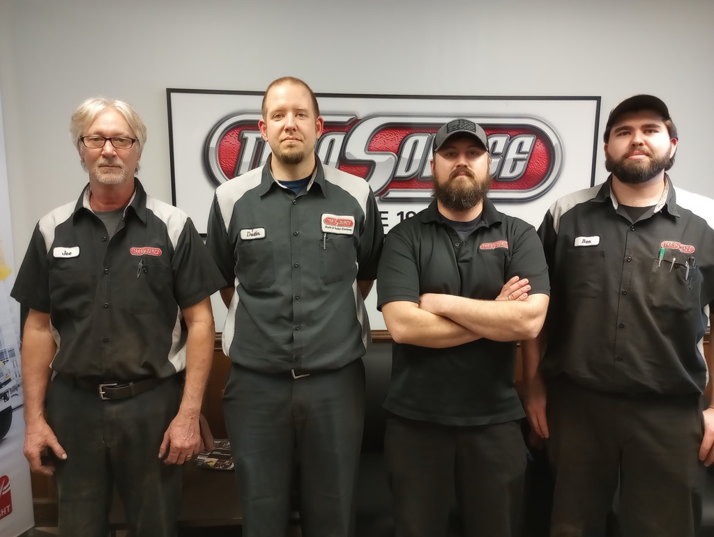 transourcetruck's tweet photo. Our Rocky Mount location is putting forward its #mackmasters team "Loose Connection" L to R we have Joe Smith – Dustin Withers – Derek Wolfe – Ben Chamblee We're proud of our amazing group of technicians and we look forward to seeing them compete! https://t.co/AsMBQTAJev