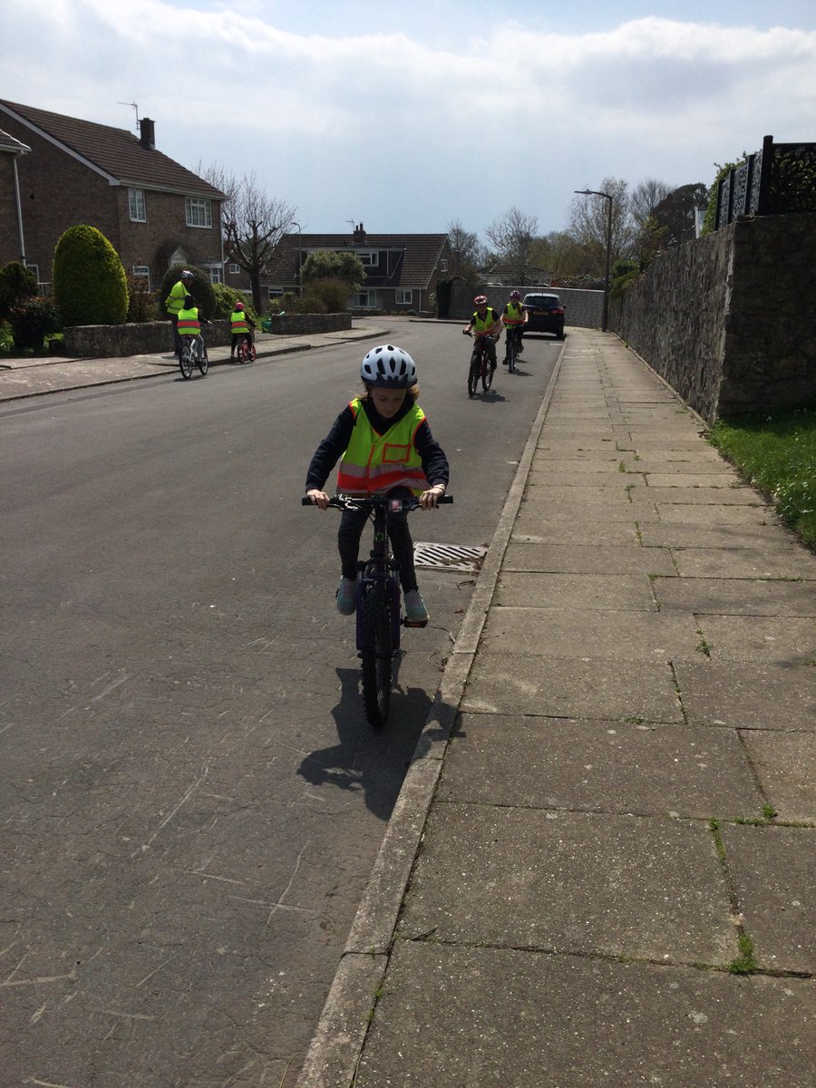 ysgolyddraig's tweet photo. #yr6 #cyclingproficiency Day 3 Out on the road! Practising U-turns, junctions and overtaking parked carsβ¦.well done all! https://t.co/INi4GKpWnY