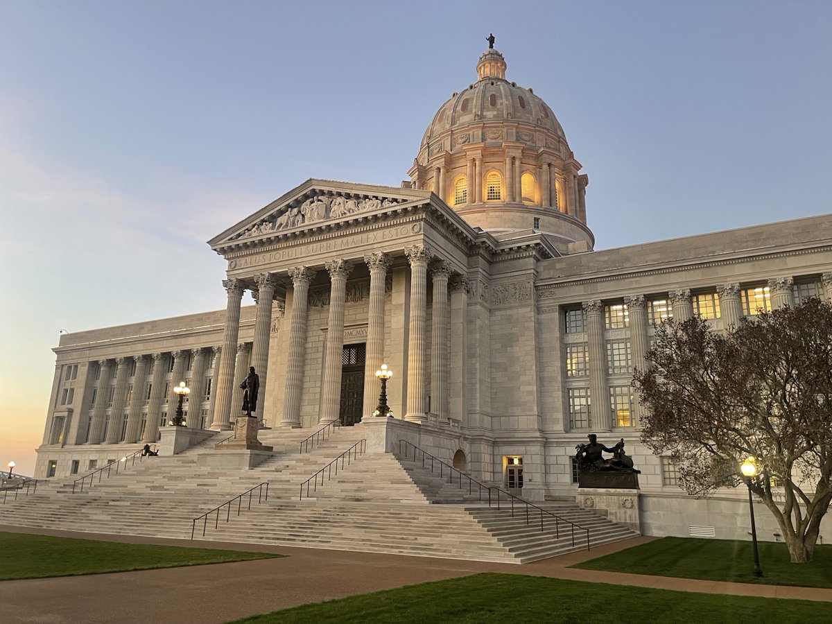 CSGovts's tweet photo. At CSG, we work for you! #StateVisits are underway!

Our Deputy Program Director, Matthew Shafer, recently visited #Missouri to testify on the Social Work Licensure Compact. Learn more here: https://t.co/XeEAixy61c https://t.co/FfqnBuDWWg