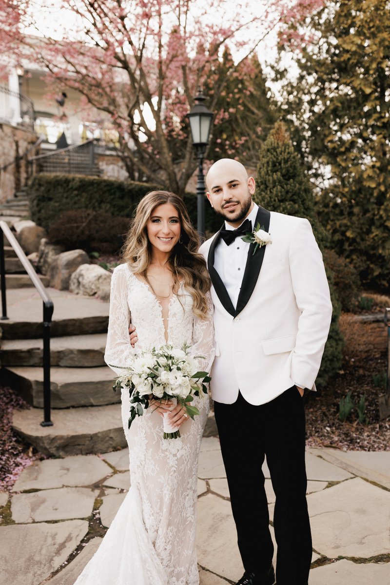 pninatornai's tweet photo. My gorgeous #PninaBride & member of my "A team," Kim, is now Mrs. Meyers! I wish you both all of the love and happiness in the world. Kim wore a customized version of #MariagesCollection Style 4960 and custom Pnina Tornai veil from @KleinfeldBridal!
Photos: Mike Gloria https://t.co/dAgMklDNSe