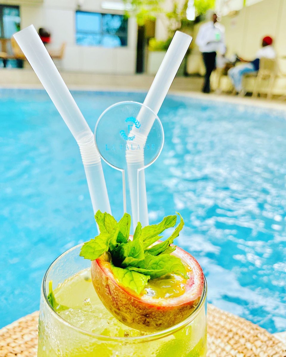FalaiseBpso's tweet photo. Le bonheur dans un seul verre 😻
Une saveur unique 👌
#hotelcameroun #hoteldouala #travel #hotellafalaisebonapriso https://t.co/D7EwUSXBK1