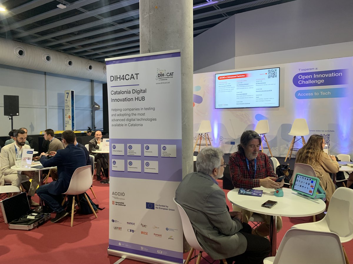 accio_cat's tweet photo. 📸 #AF2023 | Segona jornada de l'@AdvanFactories a l'espai d'ACCIÓ!

Més de vint empreses s'han reunit amb experts tecnològics del @DIH4CAT per treballar la incorporació de tecnologia.

Demà més!🙌
https://t.co/Da9uwOa0eG https://t.co/9gqP2VgngT