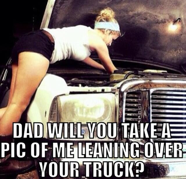 everydazerad's tweet photo. Country girls #country #girlsntrucks https://t.co/yKmeyMGmZZ