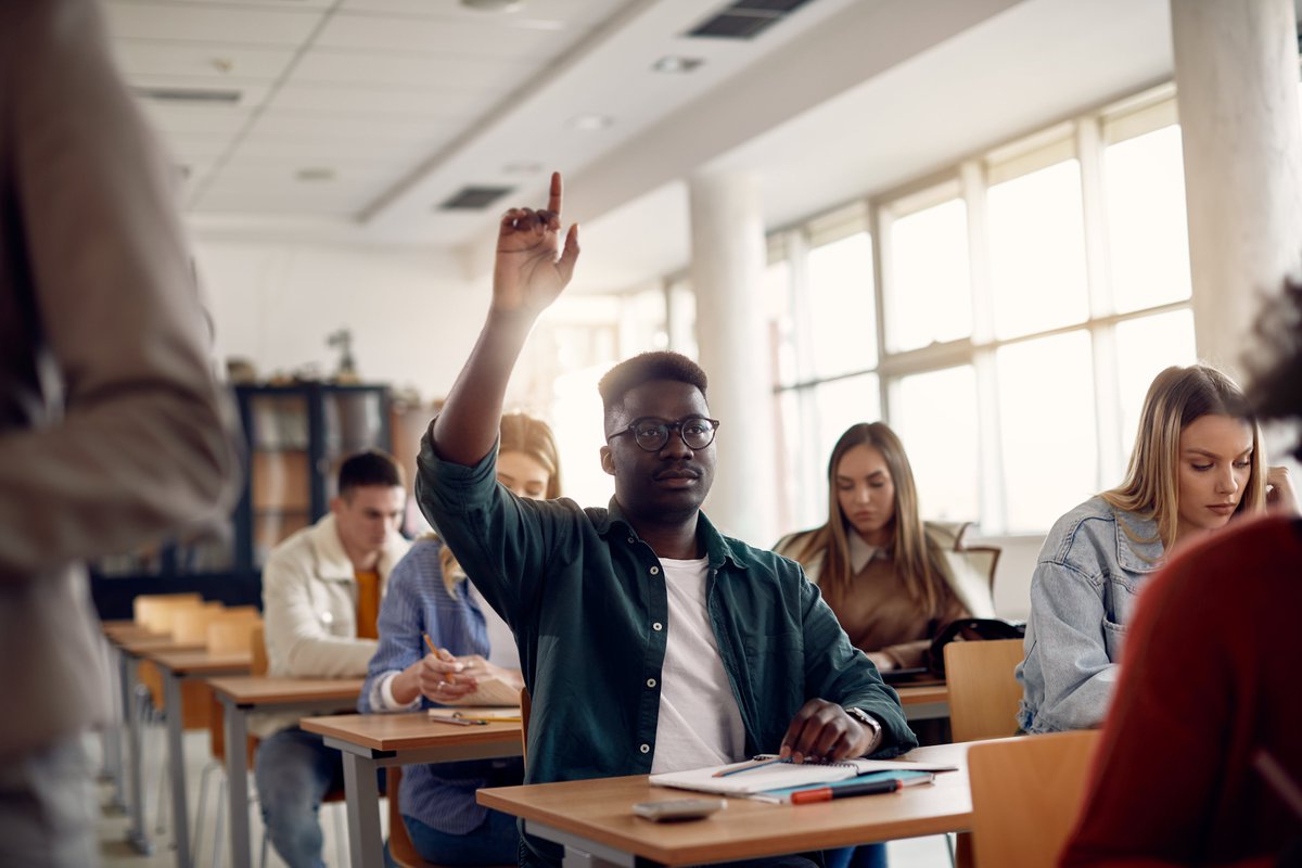 📢 #CommCollege Practitioners! Listen UP! 📢

Join us on 4/24 12pm PT for intro webinar exploring serving Black students in @calcommcolleges, using historic investments & opportunities to engage a diverse group of specialized populations #theBLACKhour bit.ly/BlackHour1