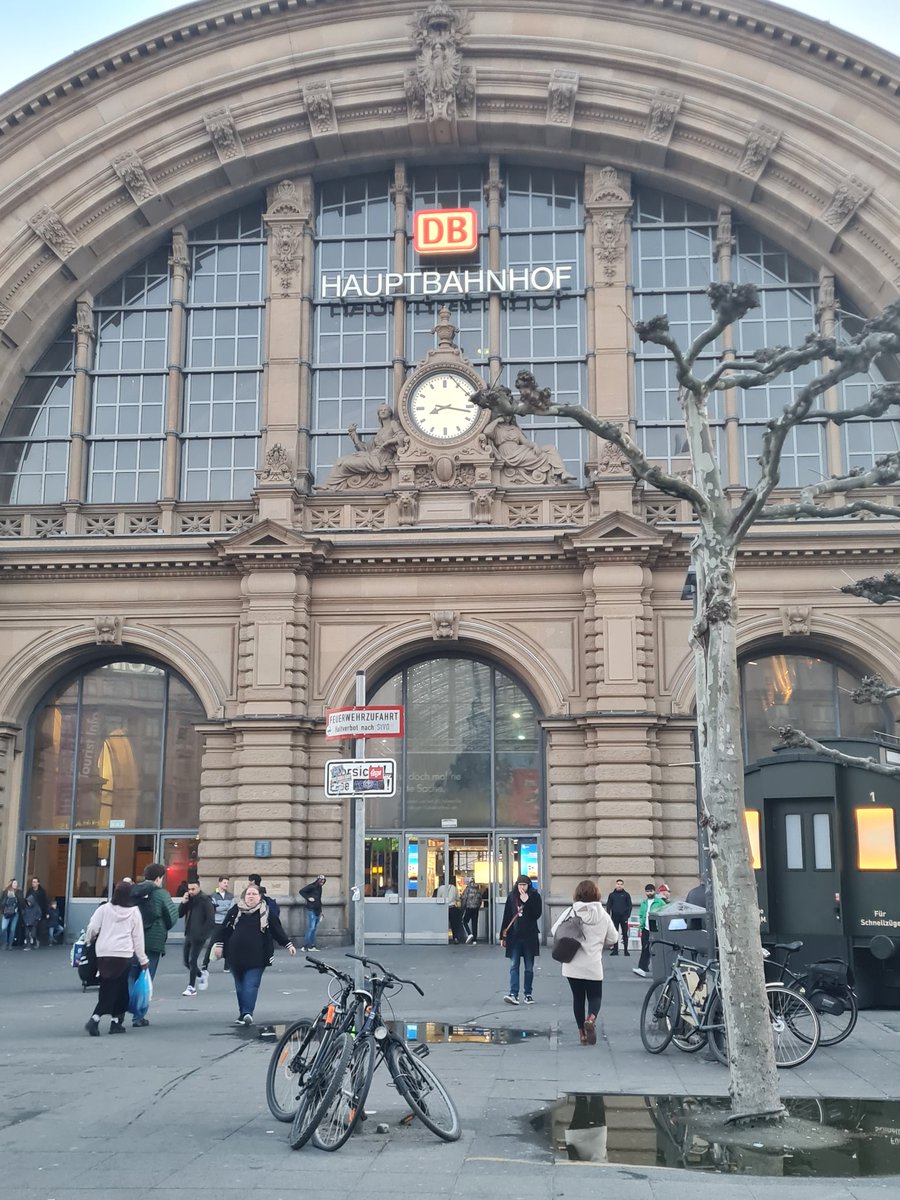 lejandro_rivas's tweet photo. Algunas fotos de las estaciones de trenes visitadas: https://t.co/qehdAAFvFk
