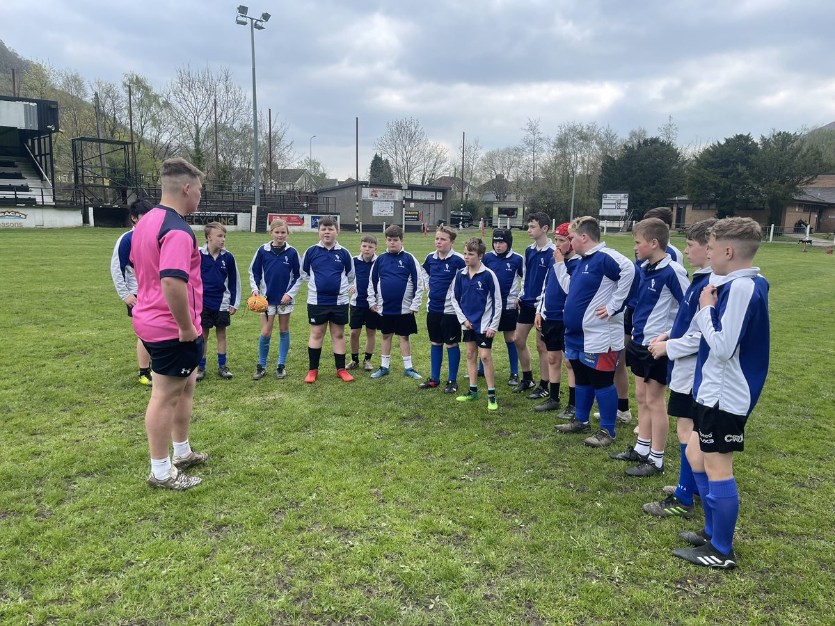 PE_stcenydd's tweet photo. Year 7 bowl final KO now 3:15pm @crosskeysrfc ๐ฅ๐๐#Reftalk https://t.co/j4HXdHLbDO