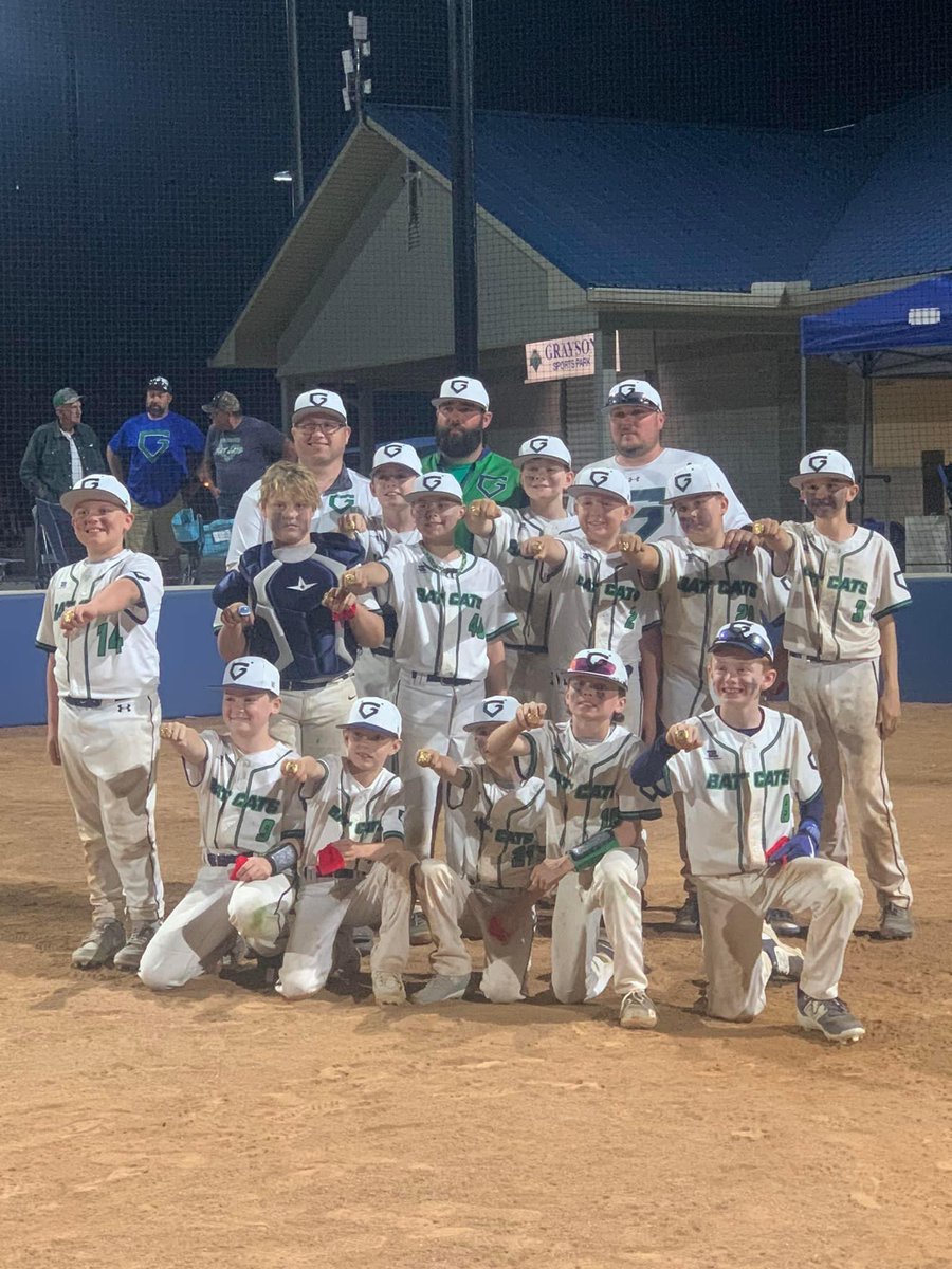 GBCBatcats's tweet photo. Congrats to our 10U GBC Bat Cats for winning the Ballyard tourn at the Grayson Sports Park.  Great job boys!  They crushed the ball and played lights out defense outscoring their opponents 34-5 enroute to their 2nd championship on the year and a 10-2 record. #WeAreGBC https://t.co/DNENpWoeYQ