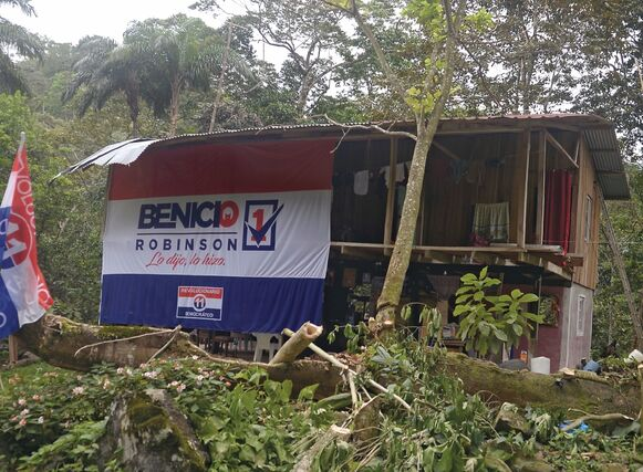 La casa de los que votan por Benicio 🙄