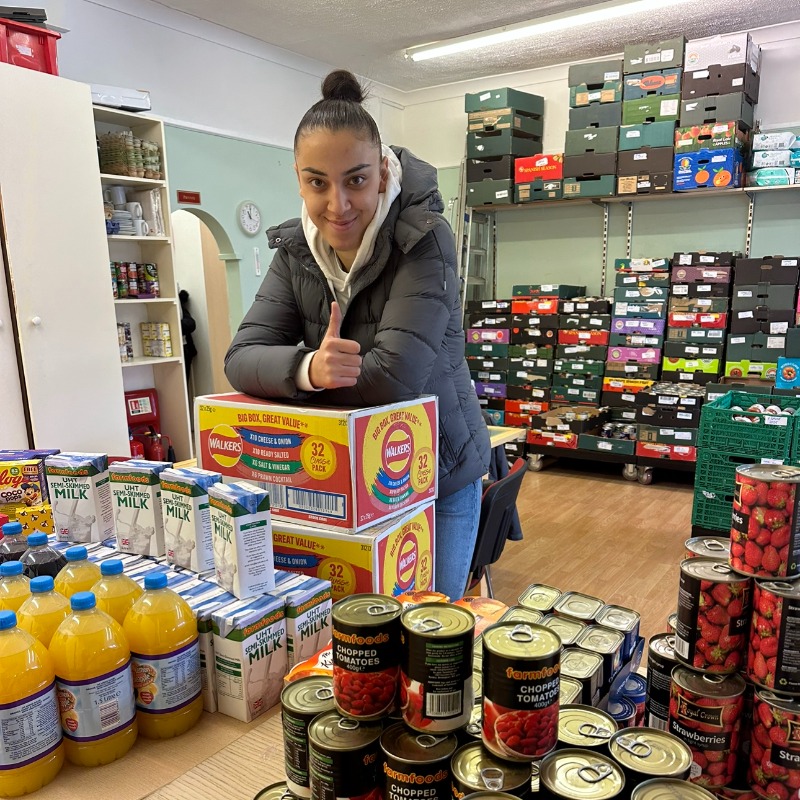 HibernianWomen's tweet photo. Hibs forward, @NorMustafa_ recently donated to Blythswood Care food bank during Ramadan 🤝

Read here ⤵️