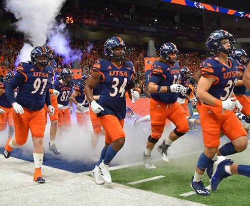 LeanderParrish1's tweet photo. I have been wanting to receive the message or hear a college coach say "We are extending you an offer." This morning the dream became a reality. Blessed to receive an offer from @UTSAFTBL and @CoachSiddiq . Thanks to @KoachV @blockdown62 @tkick6 and @NM_StallionFB . https://t.co/Ltz93wpzDh