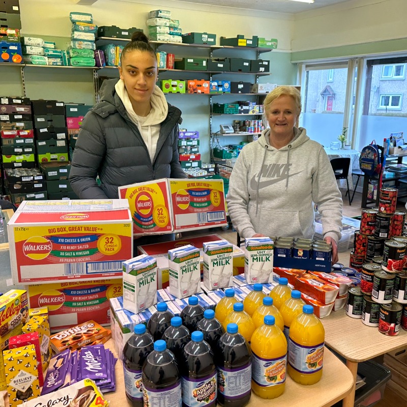 HibernianWomen's tweet photo. Hibs forward, @NorMustafa_ recently donated to Blythswood Care food bank during Ramadan 🤝

Read here ⤵️