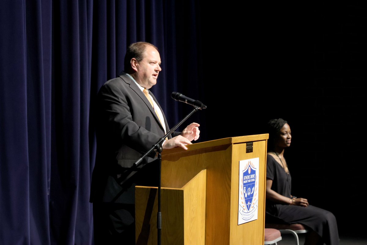 AthensTorch's tweet photo. Today, we celebrated the freshmen and sophomores that earned honors recognition this year. We’ll continue the celebrations of great teaching and learning tomorrow with our juniors and seniors @athenshsmagnet https://t.co/Xzk29NrM7u