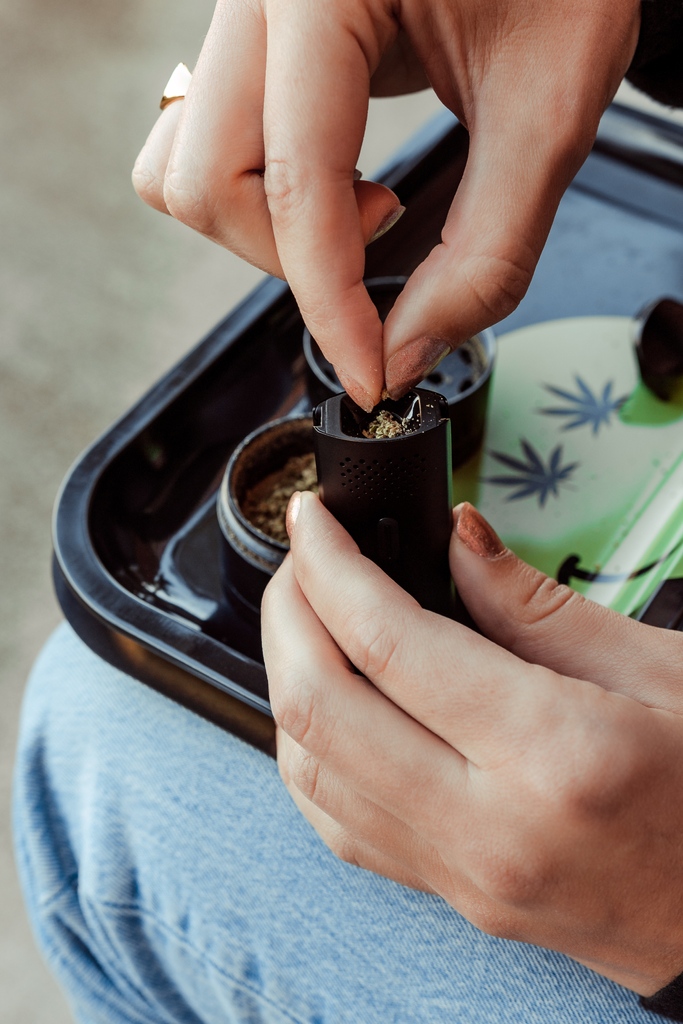 GPen's tweet photo. All you need is a pinch of flower to lift off with the G Pen Dash. ⁠It's back in stock on the site! 

Take up to 30% site wide, now through tomorrow, and take an additional 5% off with code 420 at checkout. 

https://t.co/6DzOIxGNly

#sale #gpen #gpendash #vape #dab #dabs https://t.co/4wxOfjGUvQ