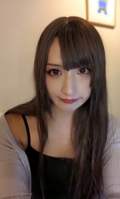 普段より強めのメイクになってます✨  #女装 https://t.co/jRvhKRvgal<a href="/tag/%E5%A5%B3%E8%A3%85"class="tags">#女装</a>