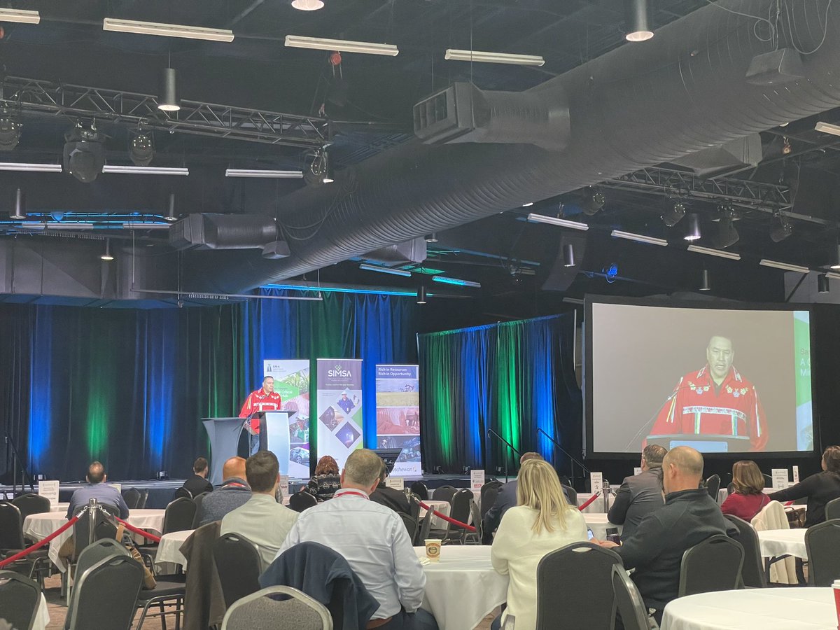 Andrew Walker🌻 tweet media