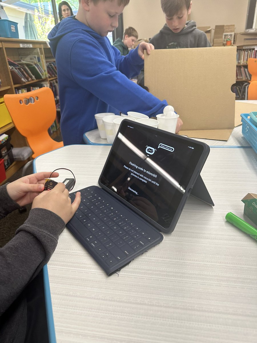 Sam Zang tweet media